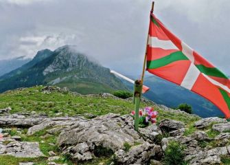 Zelatun ( Al fondo Ernio)