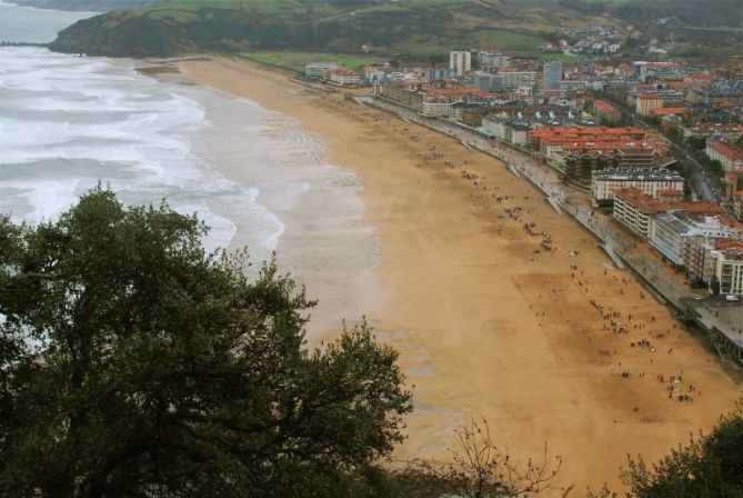 Zumaia Itxasoa azerre: foto en Zarautz