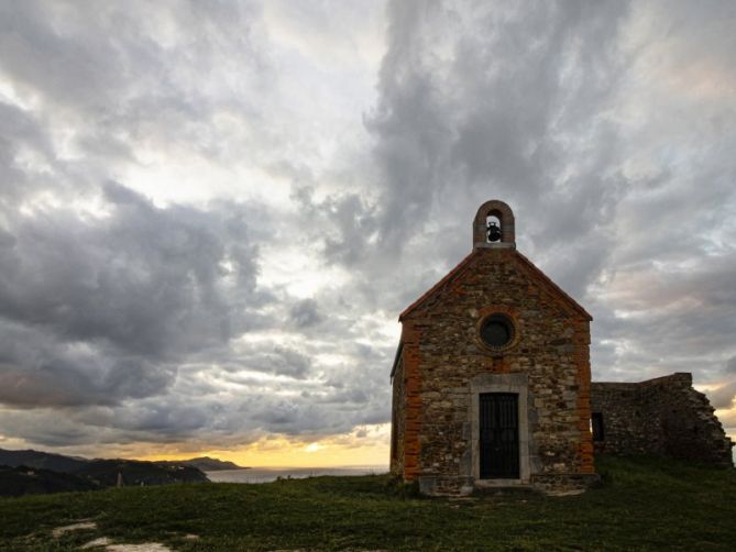  Ermita de Santa Catalina: foto en Deba