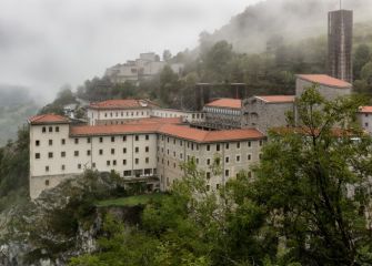 Aranzazu en la niebla