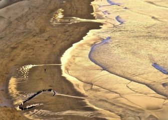 Atardecer de Oro en Zarautz 