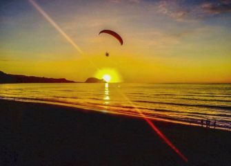 Atardecer con el paracaidista 