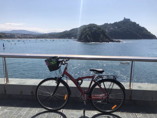 Bicicleteando: foto en Donostia-San Sebastián