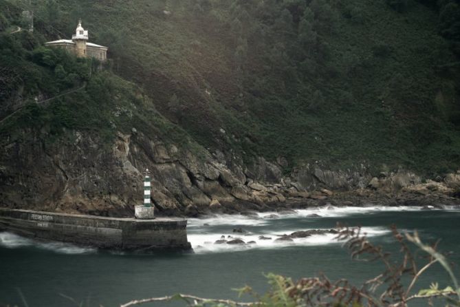 Bienvenidos a puerto, marineros: foto en Pasaia