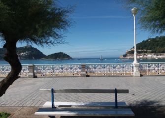 Calma en el Paseo de La Concha