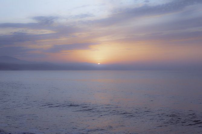 Colores pastel en el Cantábrico: foto en Zarautz