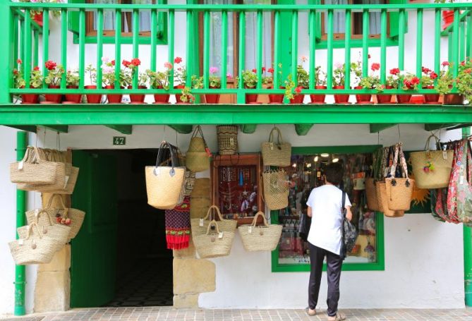 comercio local: foto en Hondarribia