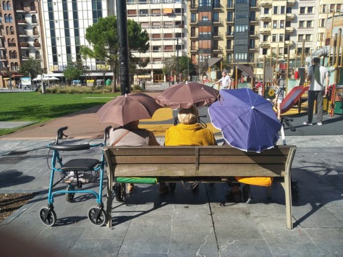 Confidencias en la sombra: foto en Donostia-San Sebastián