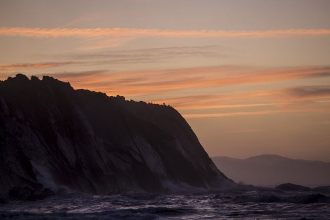 Contraluz Itzurun: foto en Zumaia