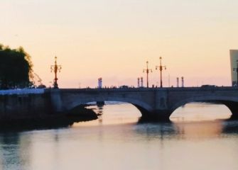 Entre luces y reflejos