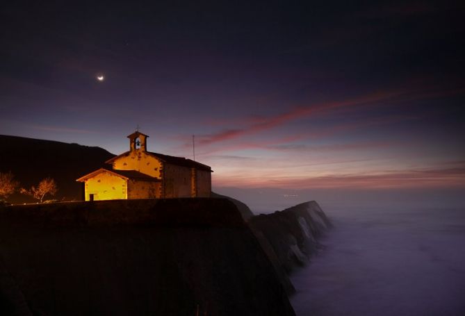 Ermita: foto en Zumaia