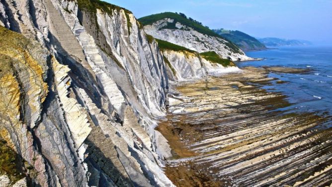 Flysh de Zumaia : foto en Zumaia