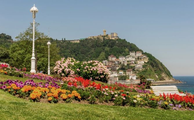 Igueldo desde el Palacio Miramar : foto en Donostia-San Sebastián