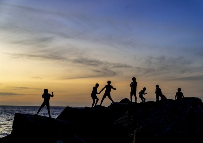 JUEGO DE NIÑOS: foto en Donostia-San Sebastián