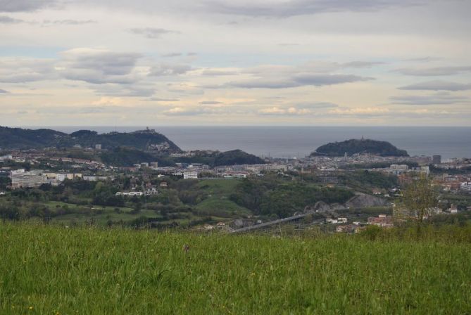 Lerro horizontalak: foto en Donostia-San Sebastián