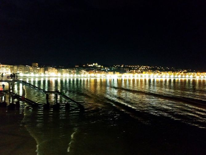 Mar en calma: foto en Donostia-San Sebastián