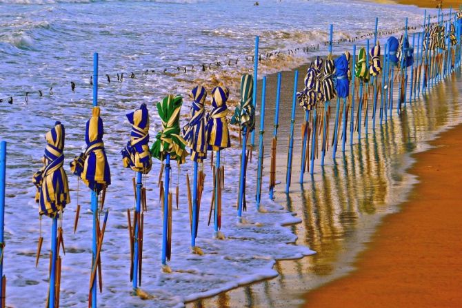 Marea alta en la playa de Zarautz : foto en Zarautz