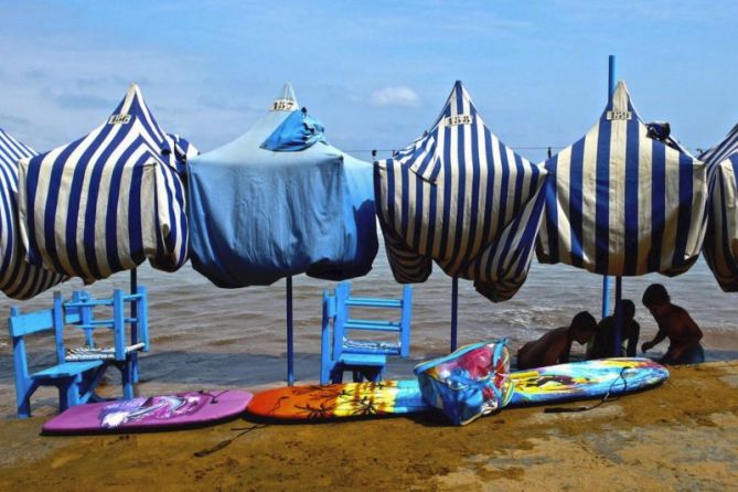 Marea alta en la playa de Zarautz : foto en Zarautz