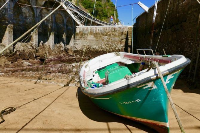 Mareas vivas en el puerto de Zarautz : foto en Zarautz