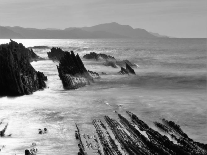 naturaleza que impone: foto en Zumaia