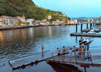 NOCHE DE VERANO EN PASAIA