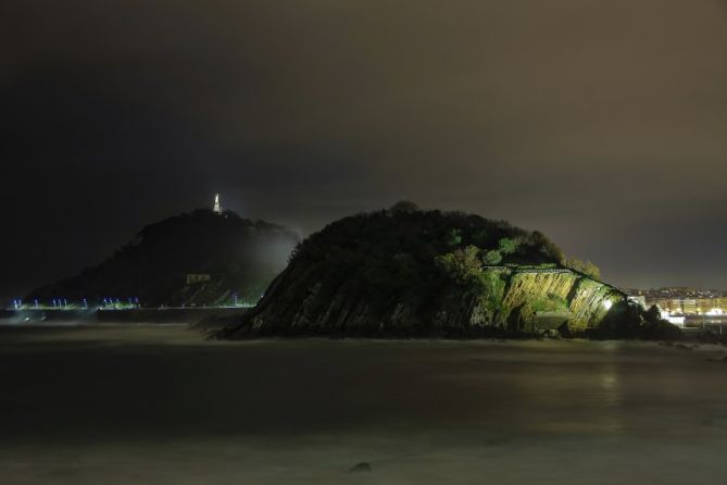 Nocturno Isla de Santa Clara: foto en Donostia-San Sebastián