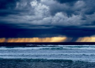 Nubarrones en la mar 