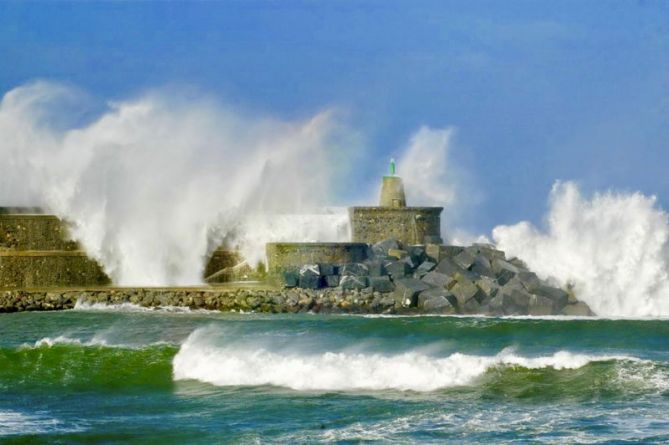 Olatuak Zumaian : foto en Zumaia