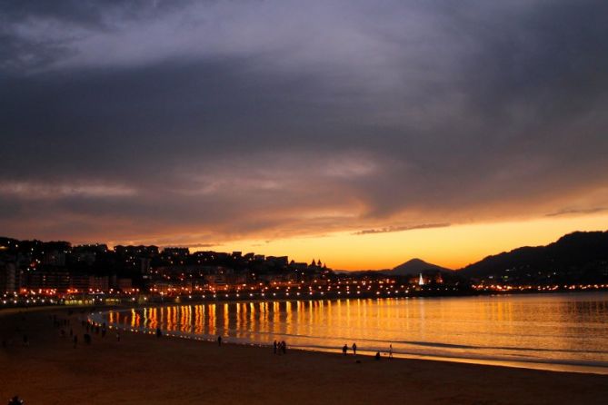 Paseo al atardecer: foto en Donostia-San Sebastián