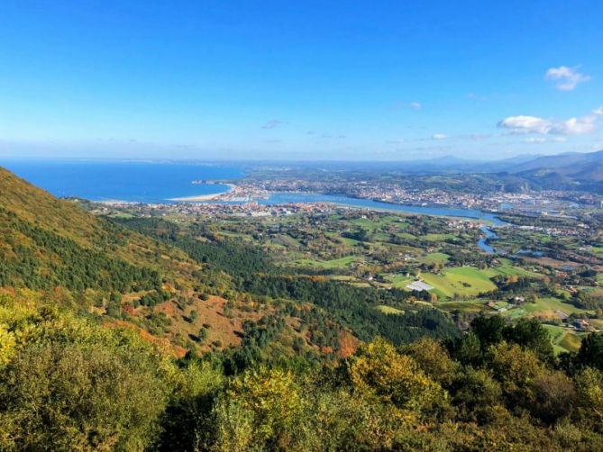 A un paso del mar.: foto en Hondarribia