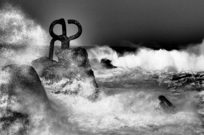 peinando los vientos y las olas: foto en Donostia-San Sebastián