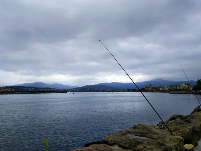 Pescando: foto en Hondarribia