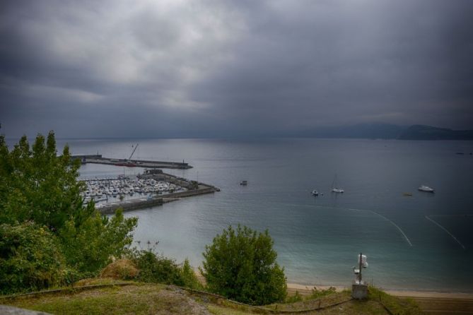 Pueblo pesquero: foto en Getaria