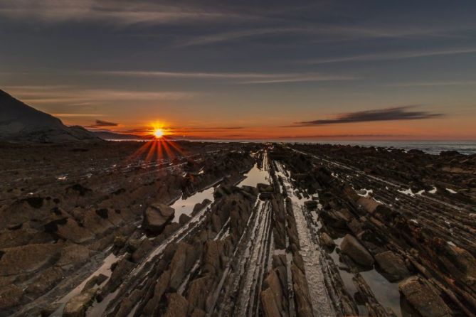 Puesta de sol sakoneta: foto en Zumaia