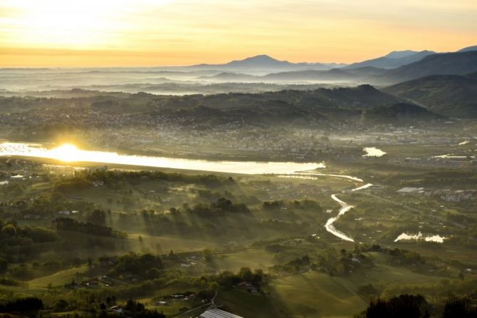 Rayando el sol: foto en Irun