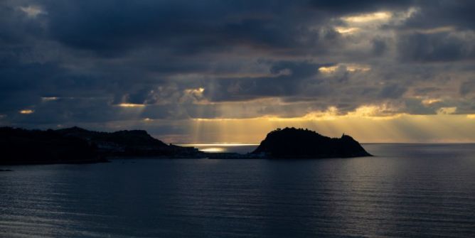 Un rayo de esperanza: foto en Getaria