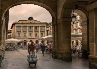 Repartidor en la parte vieja