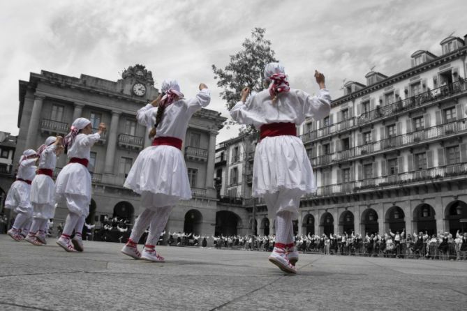 San Juan dantza.: foto en Donostia-San Sebastián