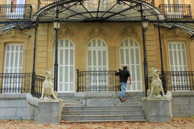 Simetría rota.: foto en Donostia-San Sebastián