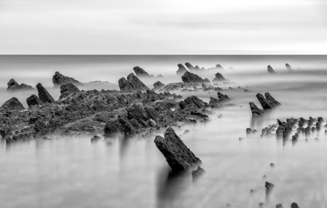 El tiempo pasa sobre el Flysch: foto en Zumaia