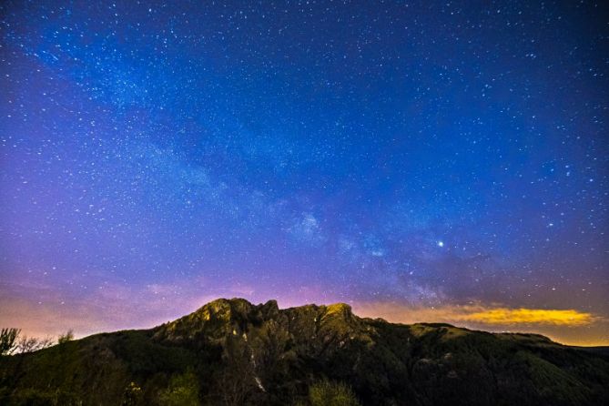 Vía lactea en Peñas de Aya: foto en Oiartzun