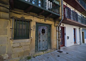 La vieja puerta de madera