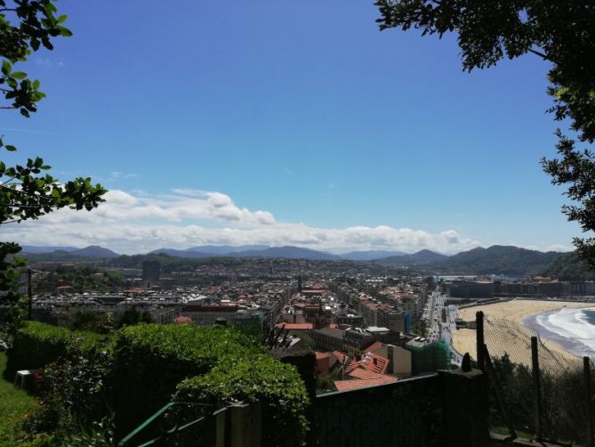 VISTA DE DONOSTI DESDE ULIA: foto en Donostia-San Sebastián