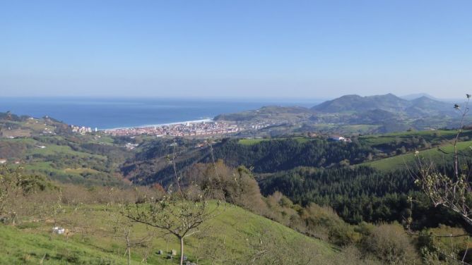 Zarautz desde Urdaneta.: foto en Aia