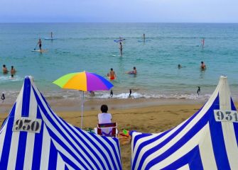 Zarautzko  hondartza udaran 