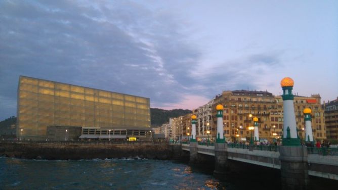 Zurriola al atardecer: foto en Donostia-San Sebastián