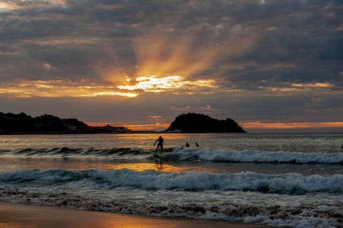 atardecer en Zarautz: foto en Zarautz