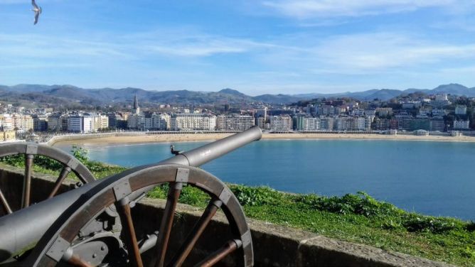 Artillero dale fuego: foto en Donostia-San Sebastián