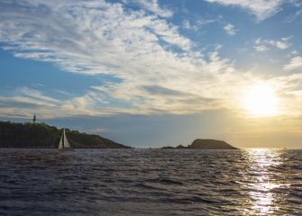 atardecer faro higuer