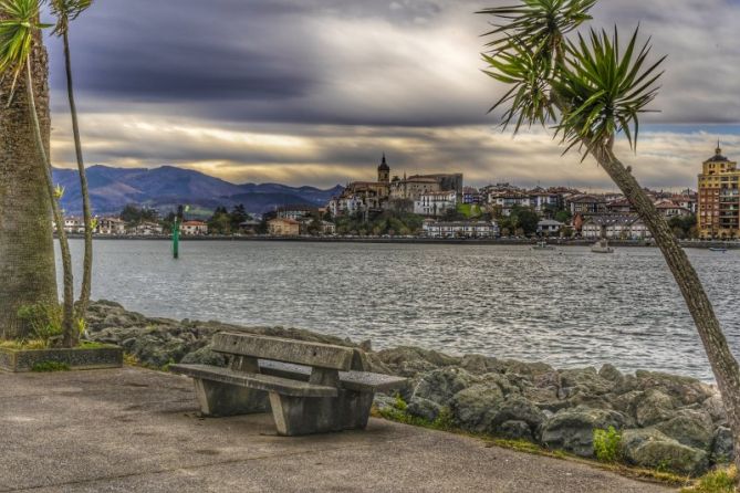 El banco del relax: foto en Hondarribia